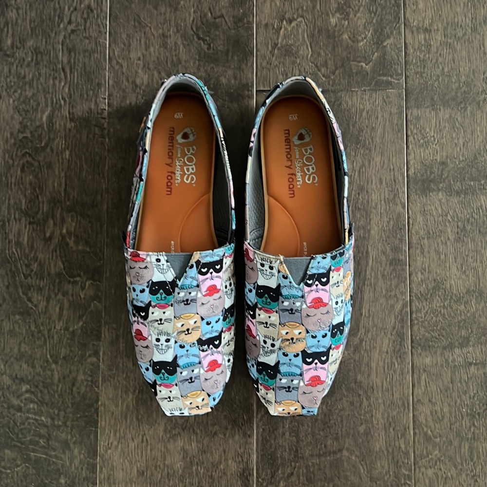 BOBS for Cats from Skechers Memory Foam Shoes